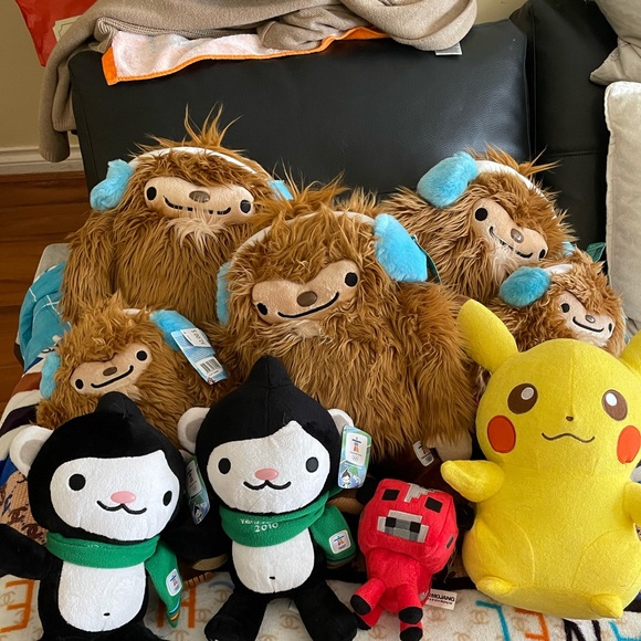 Olympics Other - Plushie Teddy Bear Olympics Mascot, Minecraft, Pokémon Pikachu Bundle
